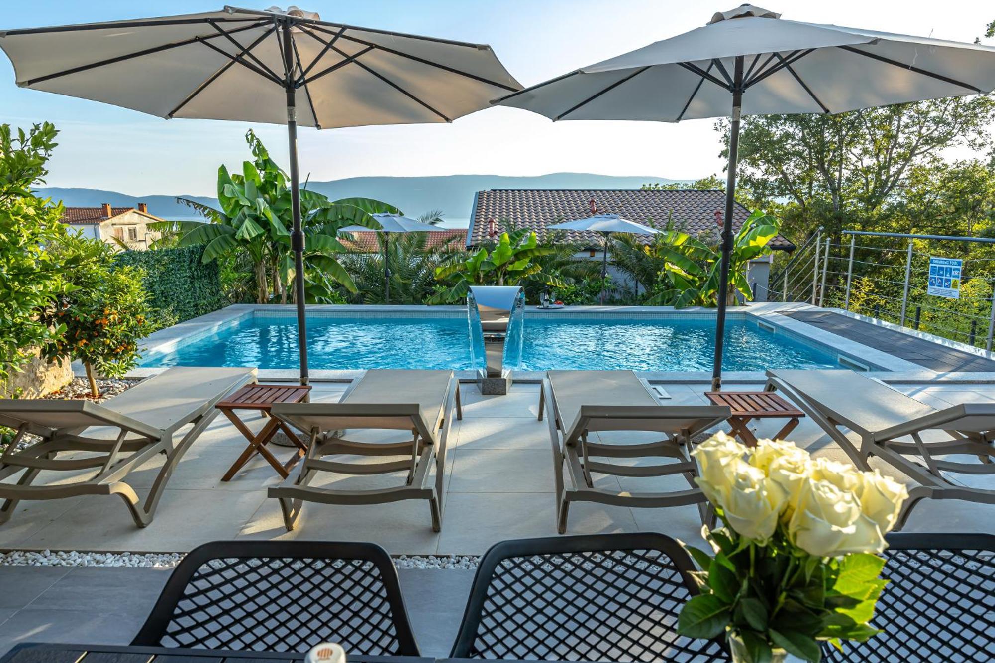 Luxury Villas White Sails Pinezici  Exterior photo