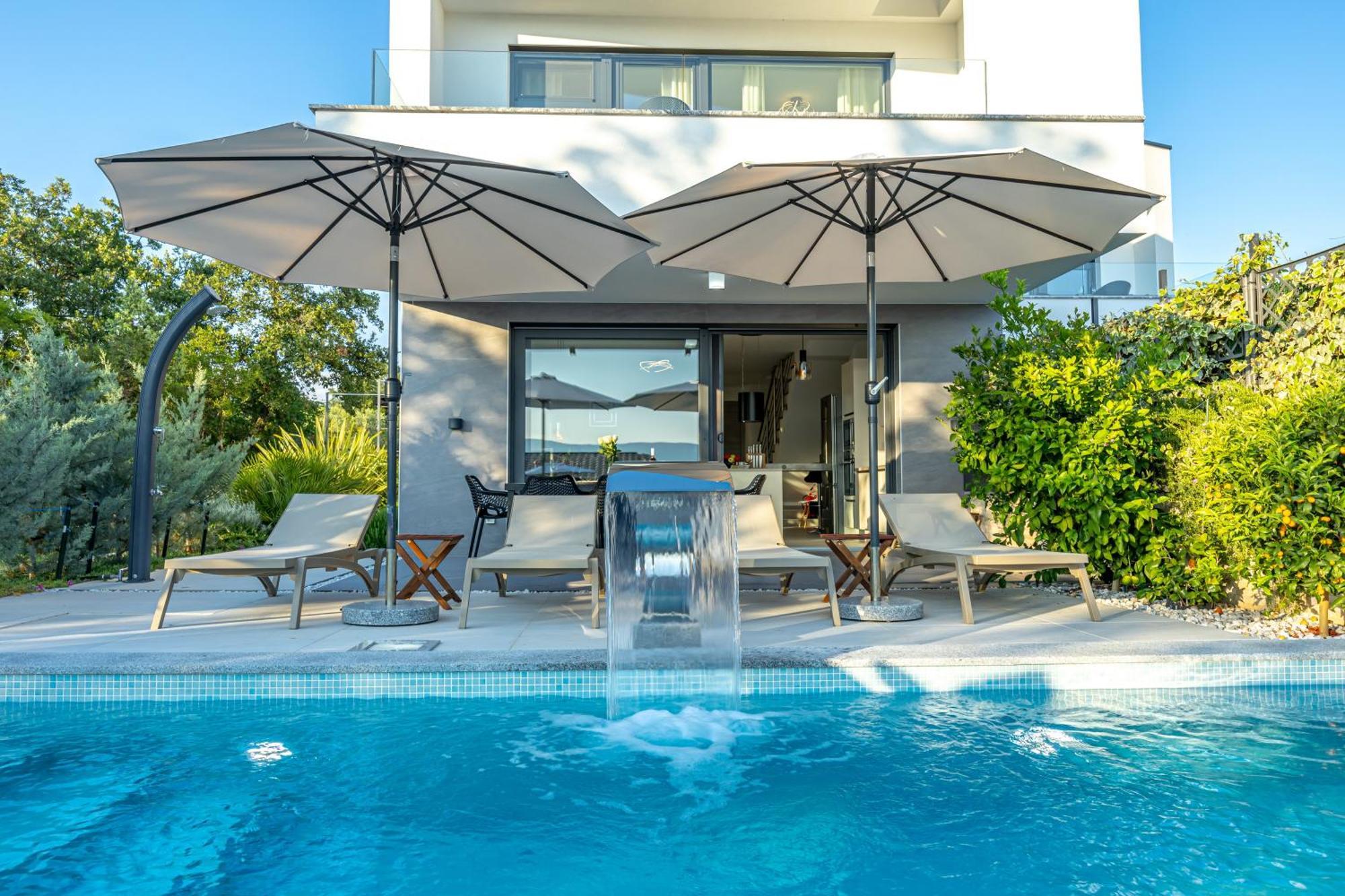 Luxury Villas White Sails Pinezici  Exterior photo